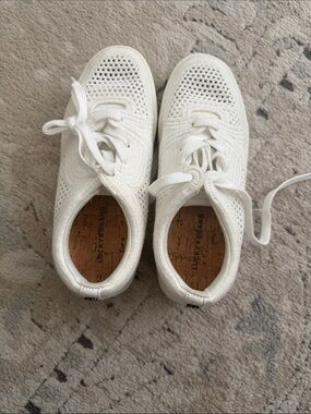 Lucky Brand Haidyn White Knit Lace-Up Sneakers